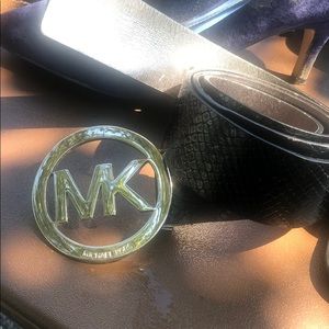 Micheal kors belt